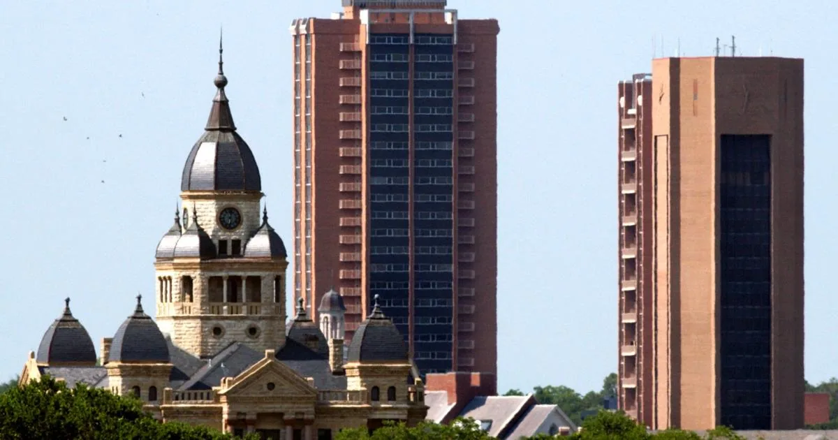 Heat and UV Roof Damage Repair in Denton, TX